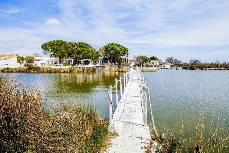 هتل Mas De La Fouque   Hôtel & Spa