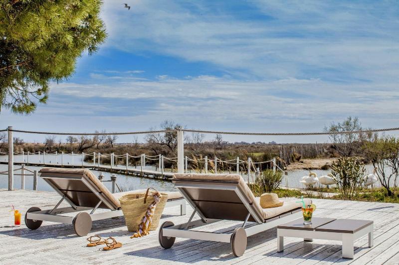 فندق Mas De La Fouque   Hôtel & Spa