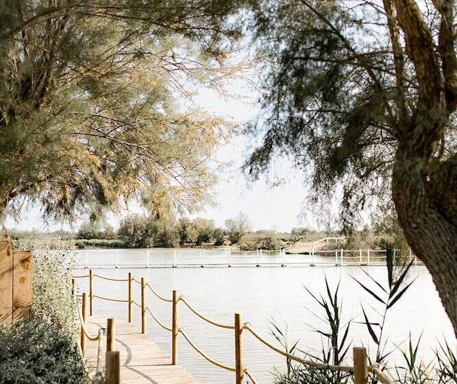 فندق Mas De La Fouque   Hôtel & Spa