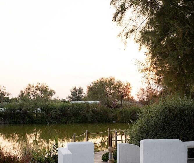 هتل Mas De La Fouque   Hôtel & Spa