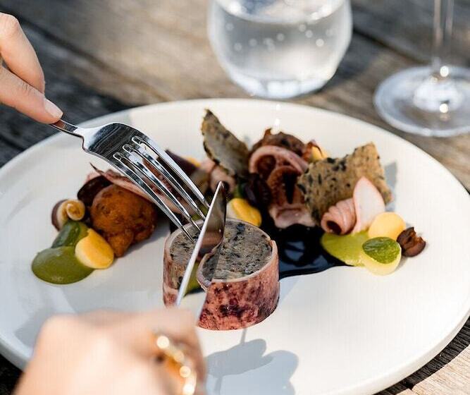 فندق Mas De La Fouque   Hôtel & Spa