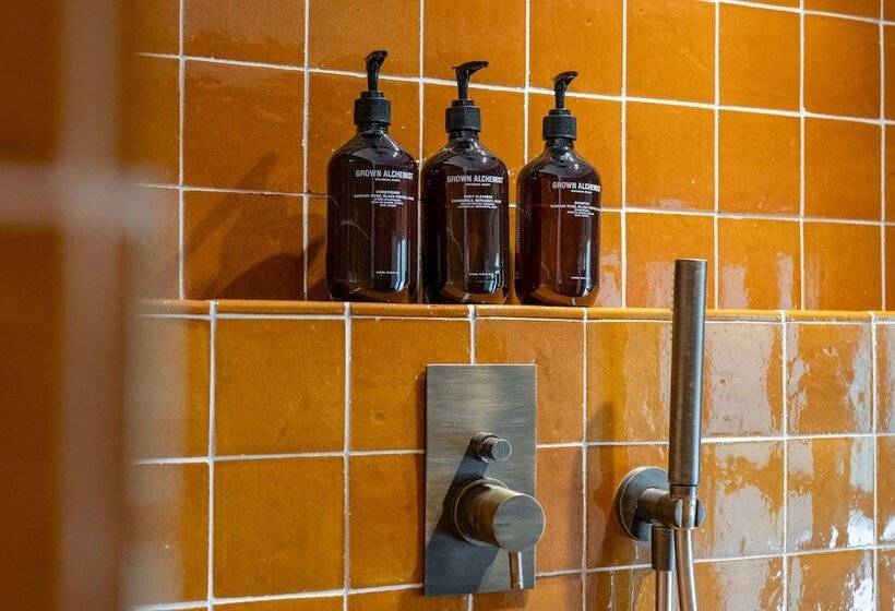 בית מלון כפרי Le Moulin, Lourmarin, A Beaumier