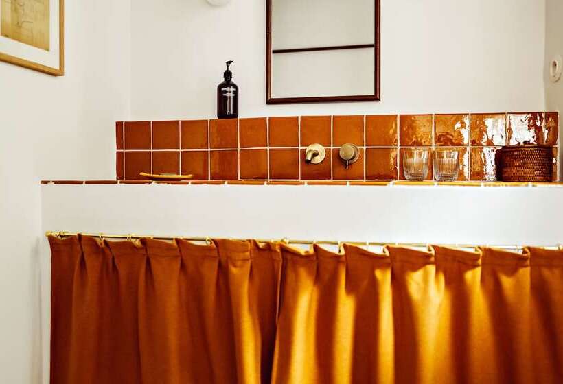 בית מלון כפרי Le Moulin, Lourmarin, A Beaumier