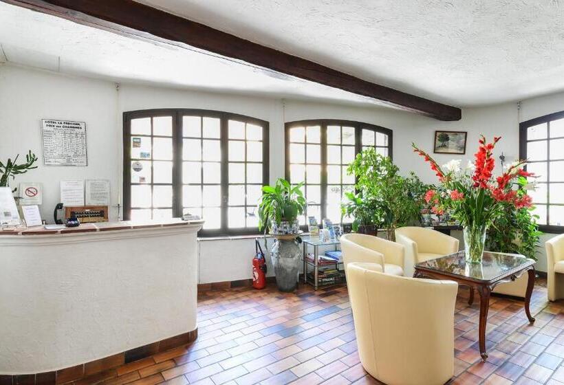 ホテル Le Preconil