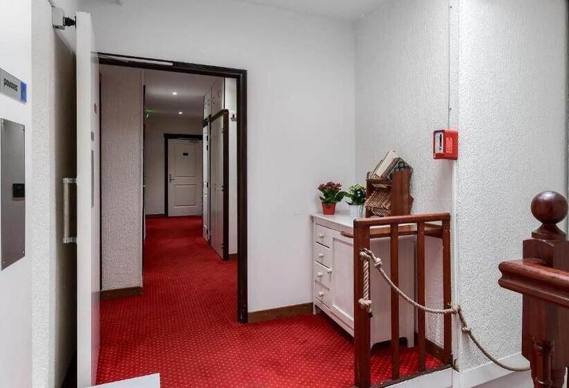 ホテル Le Preconil