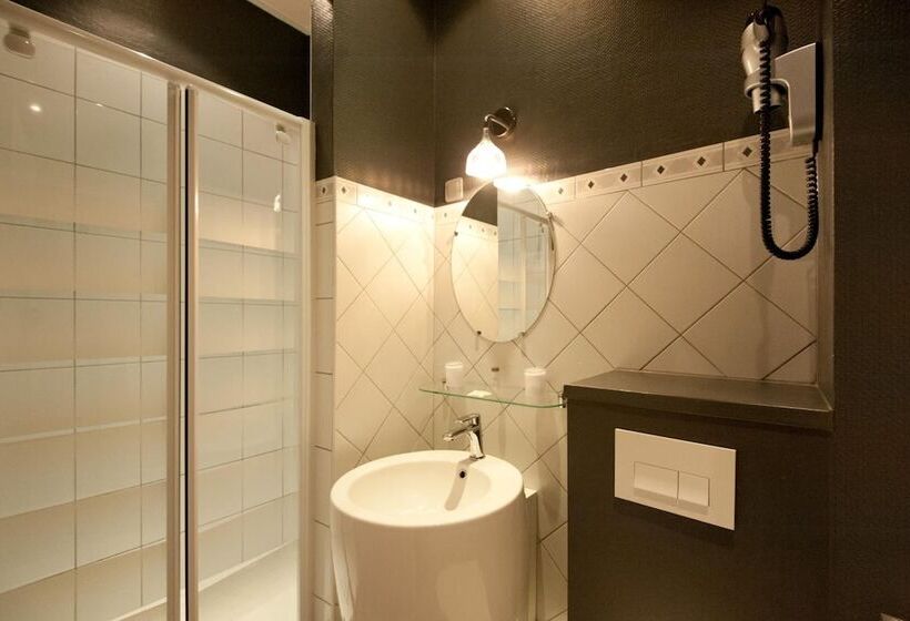 בית מלון כפרי Le Prieure Et La Residence