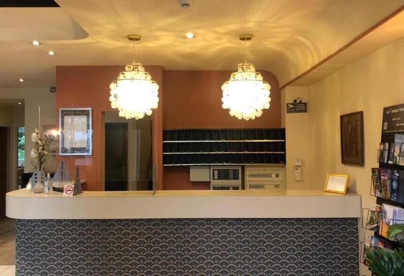 בית מלון כפרי Le Progres