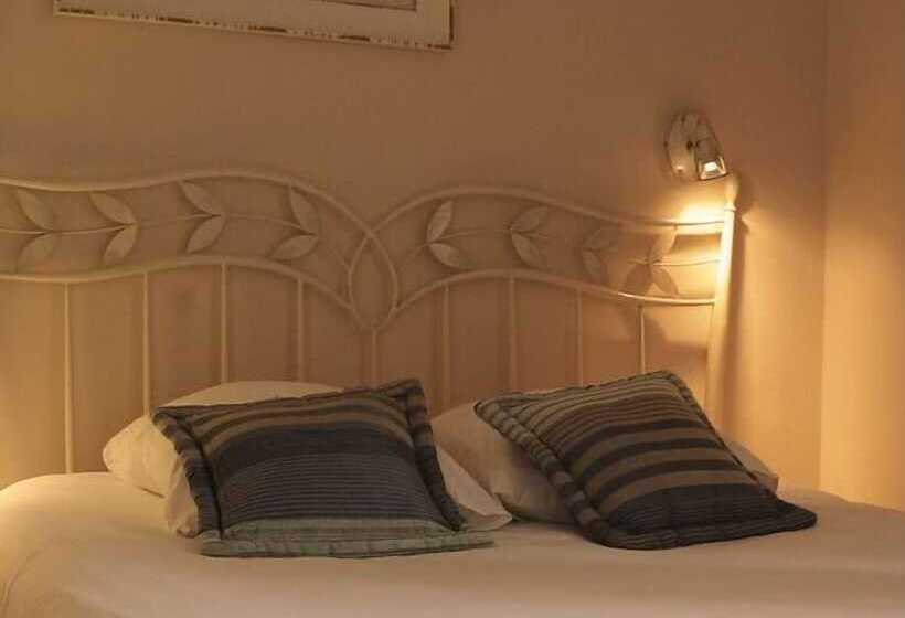 ホテル Le Richelieu