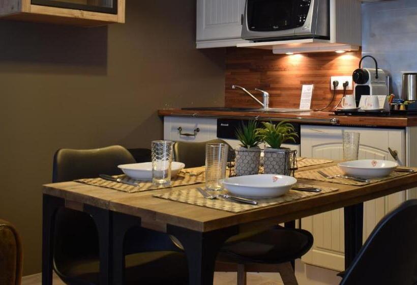 Отель Le Trophée By M Hôtel Spa