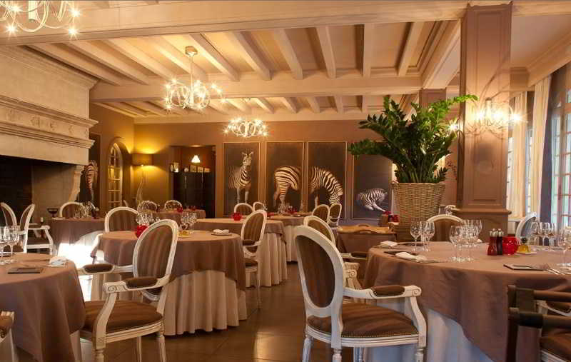 Le Vallon De Valrugues Hotel Spa & Villas