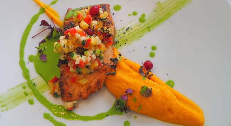 Отель Les Elmes   Hôtel, Spa & Plage Privée