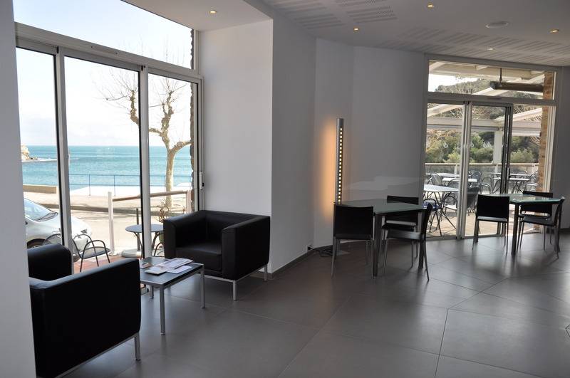 Отель Les Elmes   Hôtel, Spa & Plage Privée