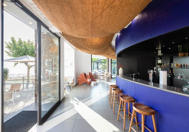 Отель Les Elmes   Hôtel, Spa & Plage Privée