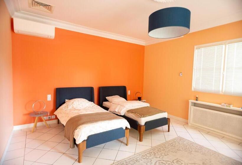 هتل Les Frenes En Provence Château Zen