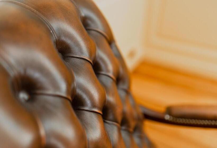 هتل Les Frenes En Provence Château Zen