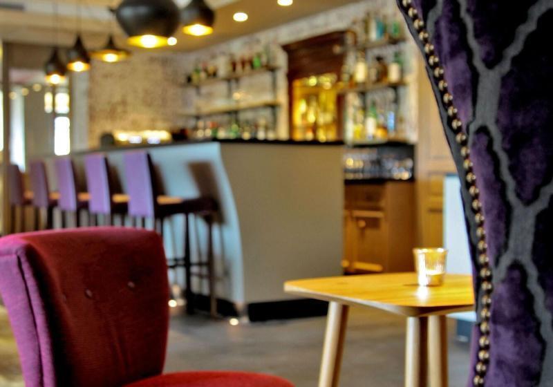 هتل Les Glycines   Hôtel & Spa   Teritoria