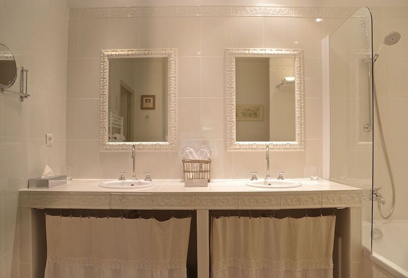 ホテル Les Glycines   Hôtel & Spa   Teritoria