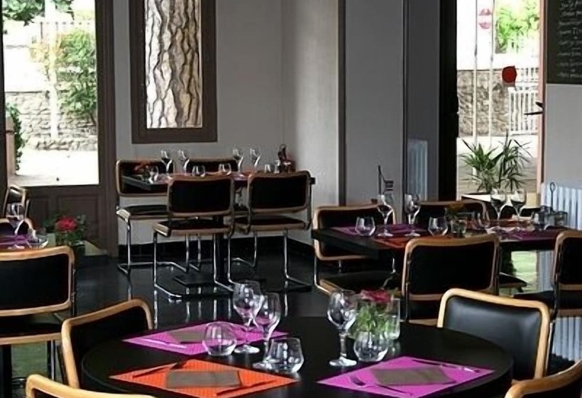 Отель Les Glycines