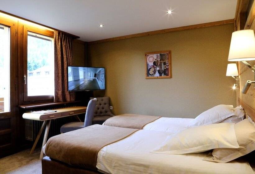 ホテル Hôtel Lyret