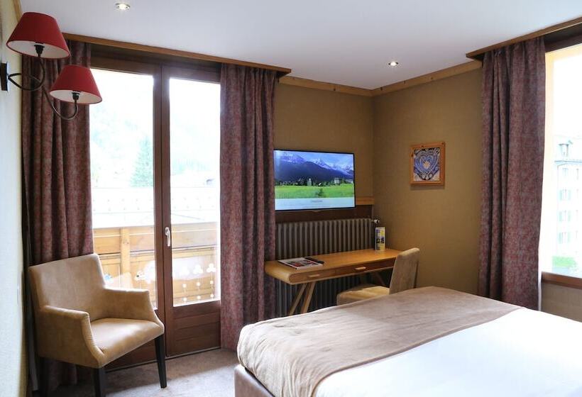 ホテル Hôtel Lyret