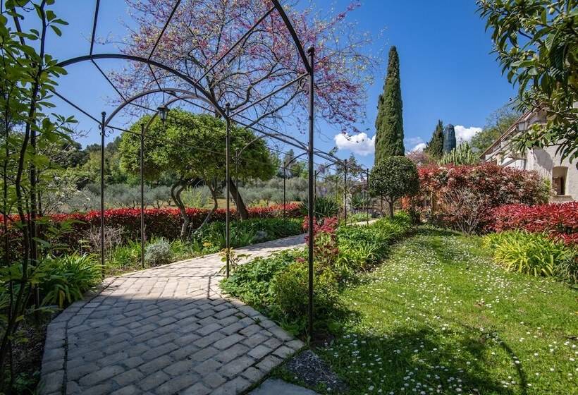 בית מלון כפרי Les Messugues