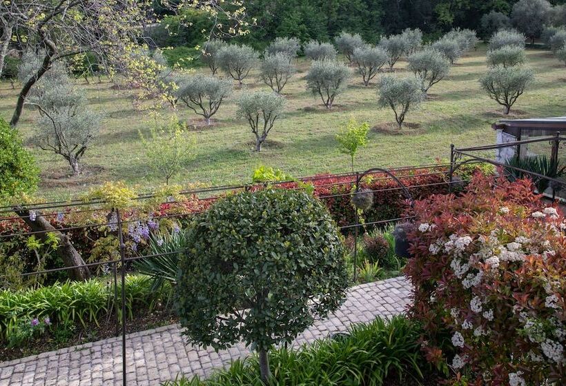 בית מלון כפרי Les Messugues