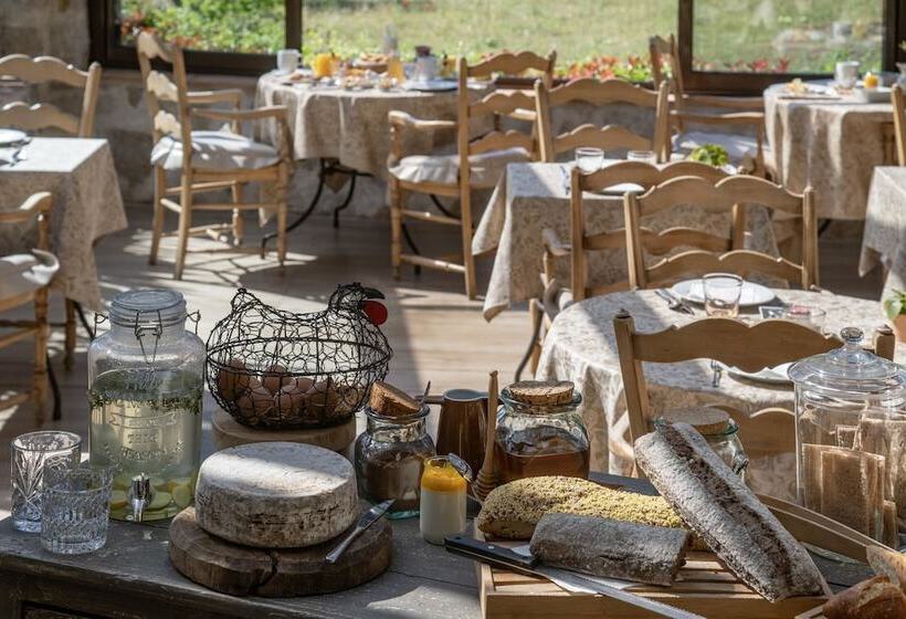 בית מלון כפרי Les Messugues