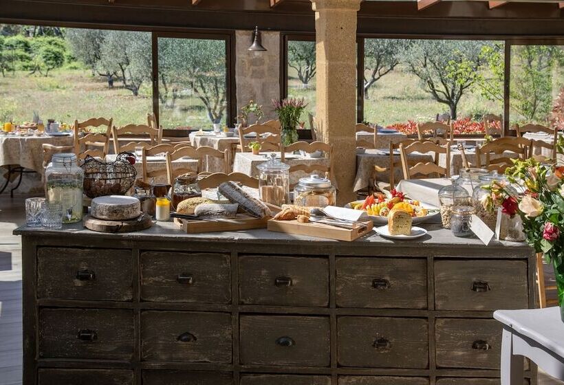 בית מלון כפרי Les Messugues