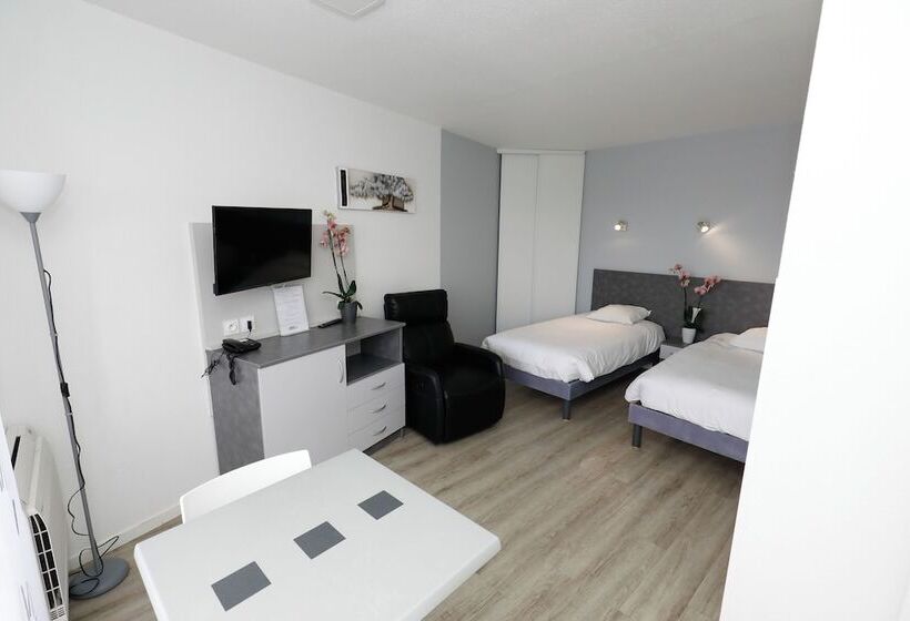 Отель Les Terrasses De Borda