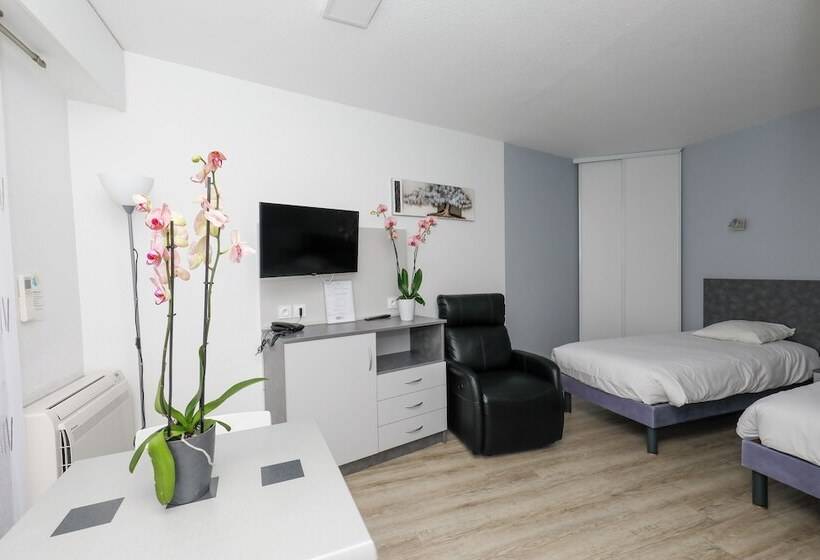 Отель Les Terrasses De Borda