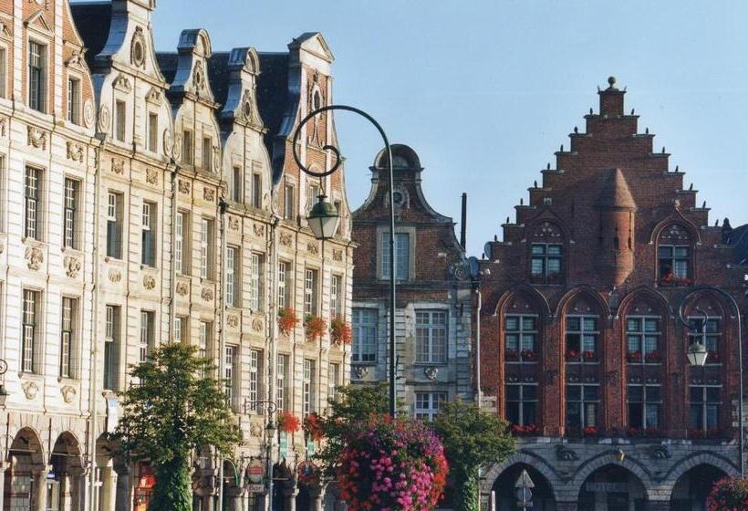 ホテル Les Trois Luppars