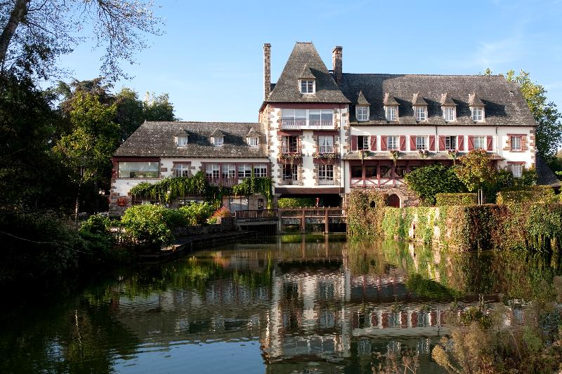 בית מלון כפרי Logis Ar Milin