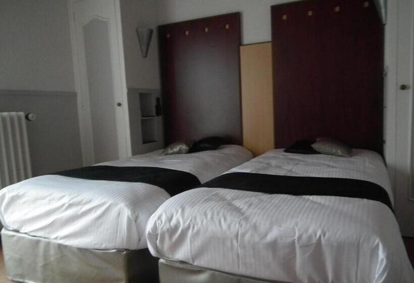 בית מלון כפרי Logis Cosy   Hôtel Le Moulin Neuf   Chantonnay