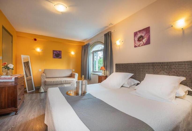 호텔 Logis Hôtel Restaurant Le Coq Hardi