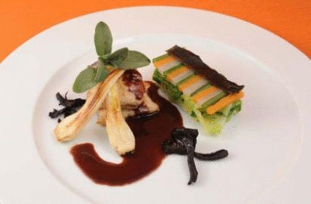 호텔 Logis Hôtel Restaurant Le Coq Hardi