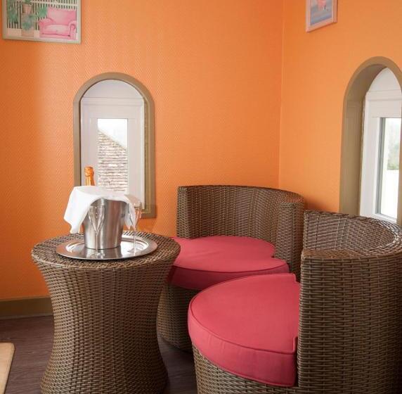 호텔 Logis Hôtel Restaurant Le Coq Hardi