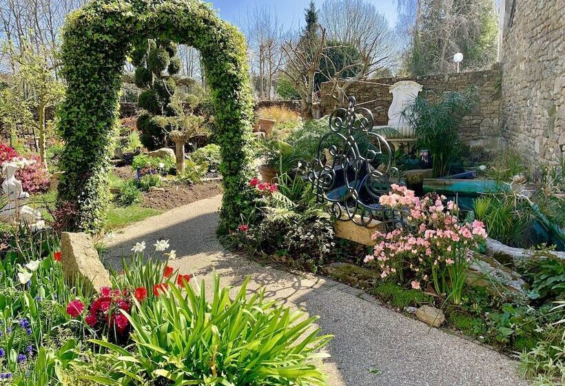 Отель Logis L Auberge