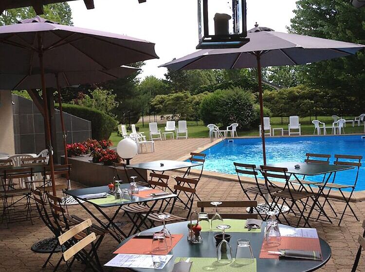 בית מלון כפרי Logis Le Relais Fleuri