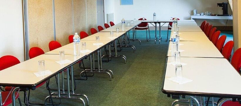 בית מלון כפרי Logis Le Relais Fleuri