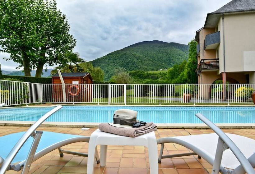 هتل Logis Le Vieux Logis