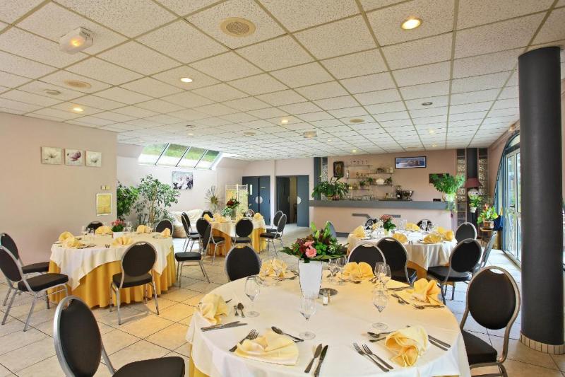 هتل Logis Le Vieux Logis