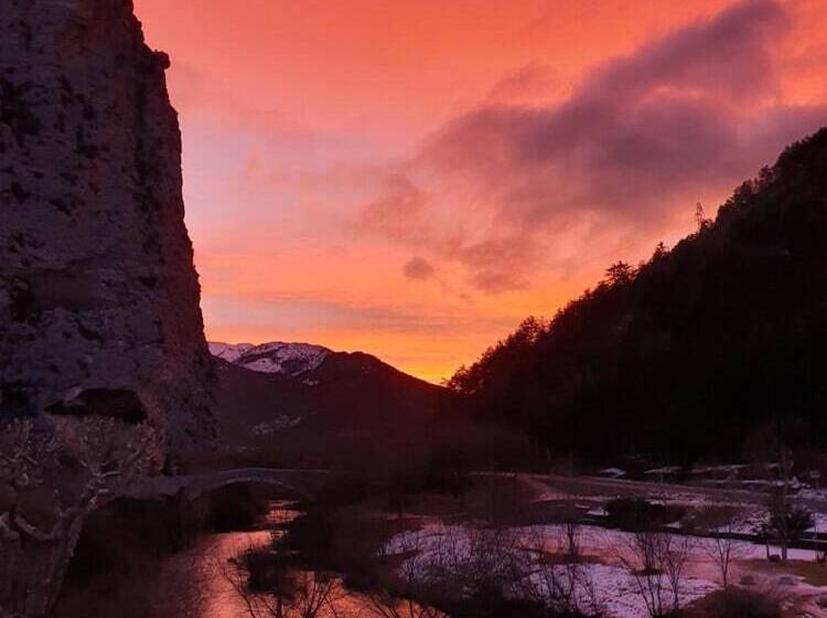 Отель Ma Petite Auberge