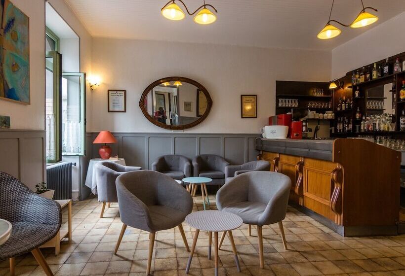 Отель Ma Petite Auberge