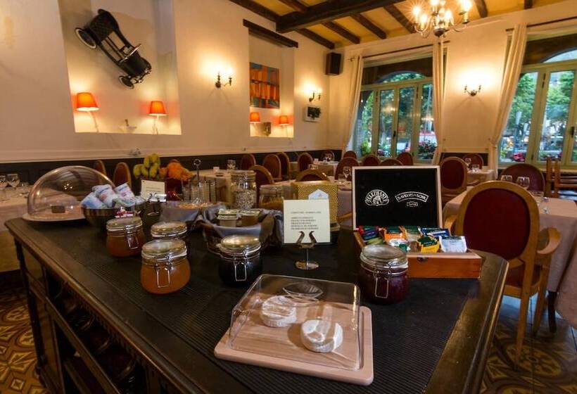 Отель Ma Petite Auberge