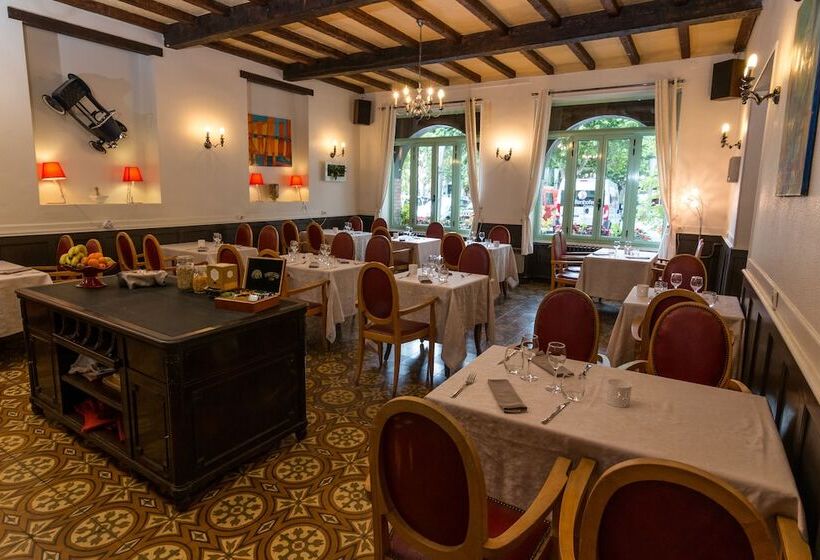 Отель Ma Petite Auberge