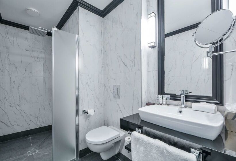 ホテル Maison Astor Paris, Curio Collection By Hilton