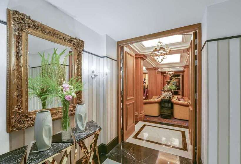 ホテル Maison Astor Paris, Curio Collection By Hilton