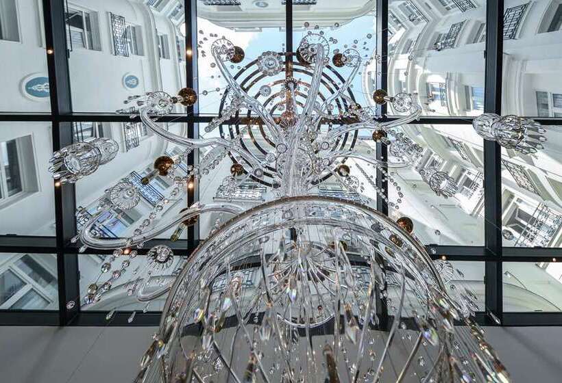 ホテル Maison Astor Paris, Curio Collection By Hilton