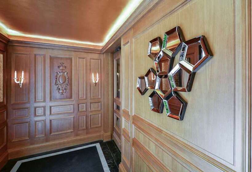 ホテル Maison Astor Paris, Curio Collection By Hilton