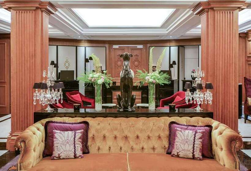 ホテル Maison Astor Paris, Curio Collection By Hilton